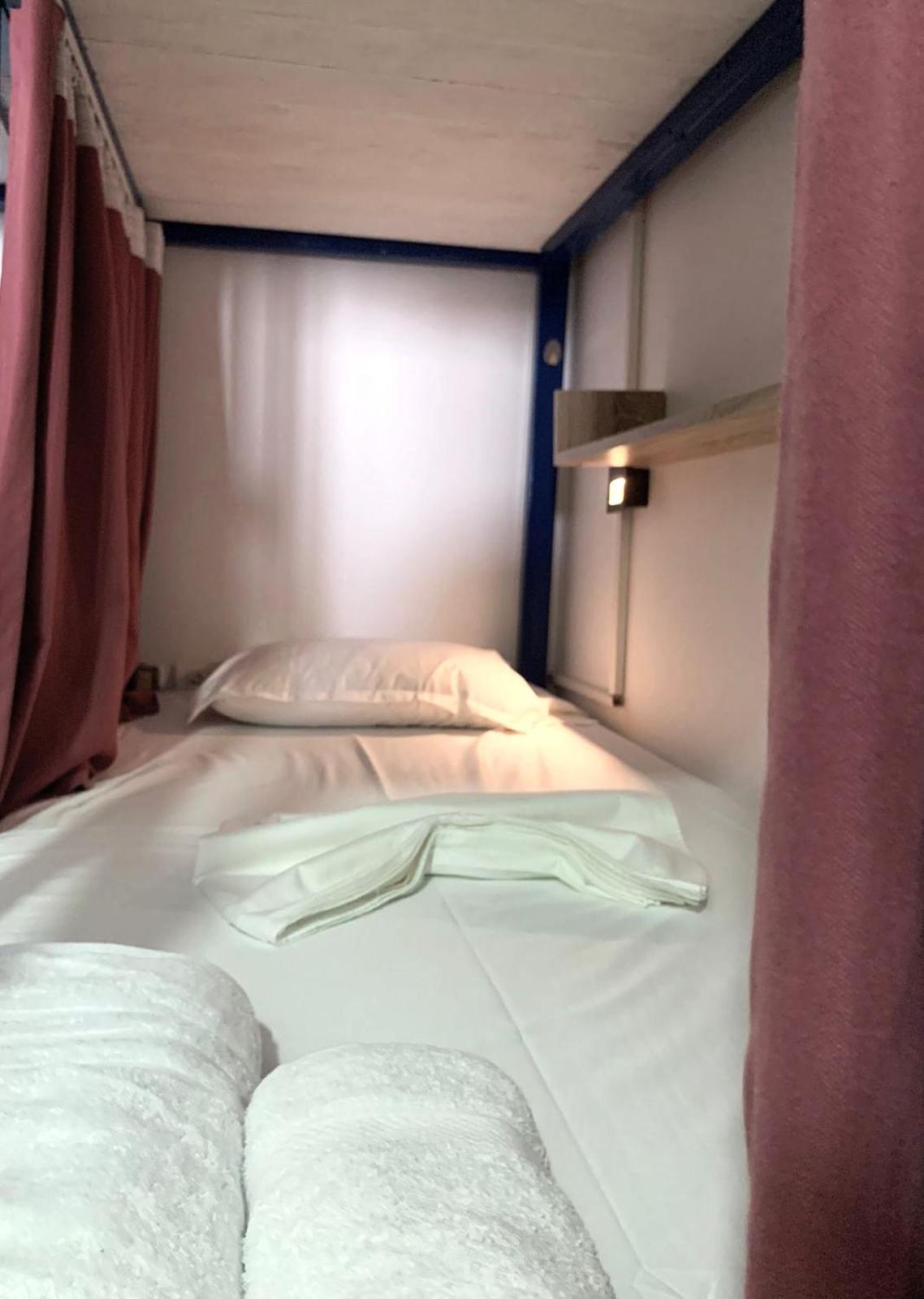 Mateo Hostel Himare Luaran gambar