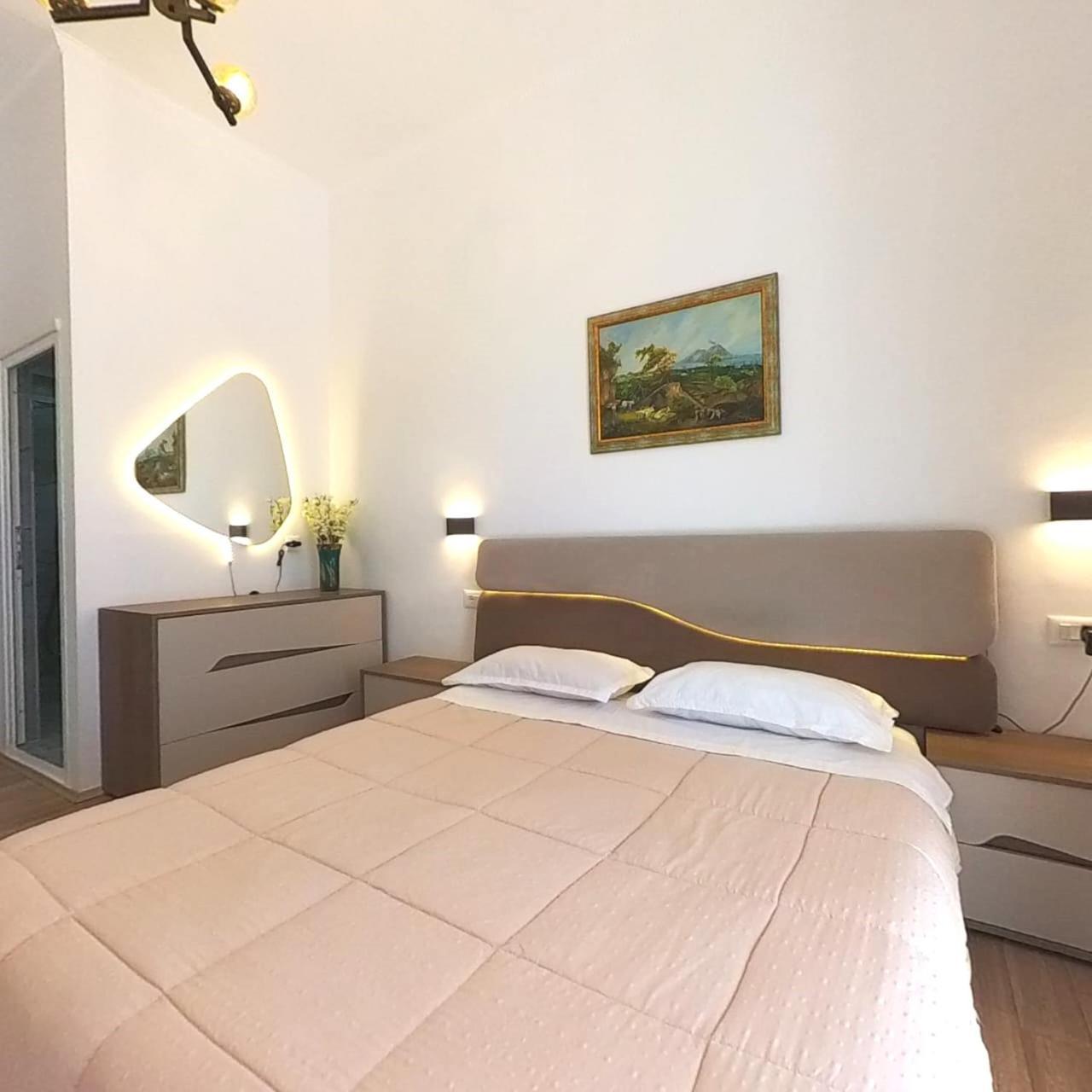 Mateo Hostel Himare Luaran gambar